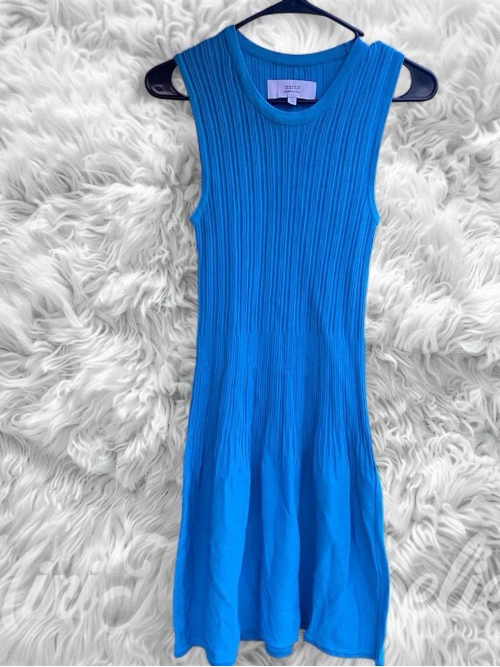 Elizabeth and James Turquoise Ribbed Knit Top